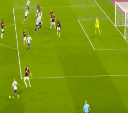 季后赛广东,队陷入困境,胡明轩情绪,乐鱼体育平台,乐鱼体育官方网站,乐鱼体育登录入口,乐鱼体育app下载