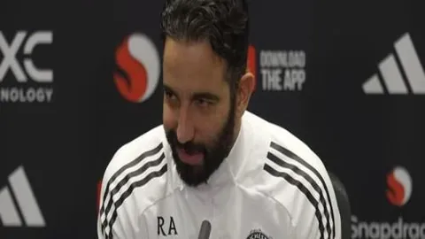 布莱顿11胜9平狂飙7分，能否逃过铁锤队的严阵以待？